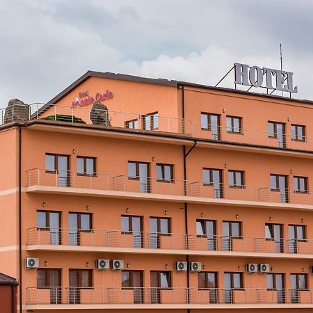 ホテル Monte Carlo レギン エクステリア 写真